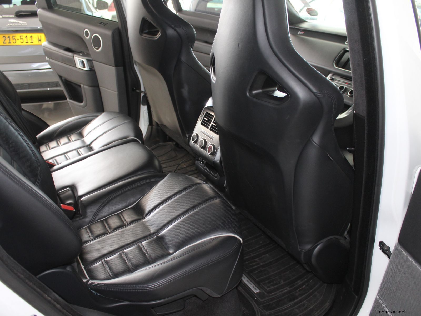 2018 Land Rover Range rover 5.0 SVR photo