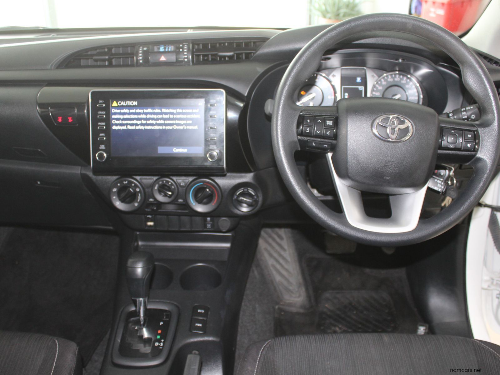 2024 Toyota Hilux 2.4 GD6 4x4 D cab photo