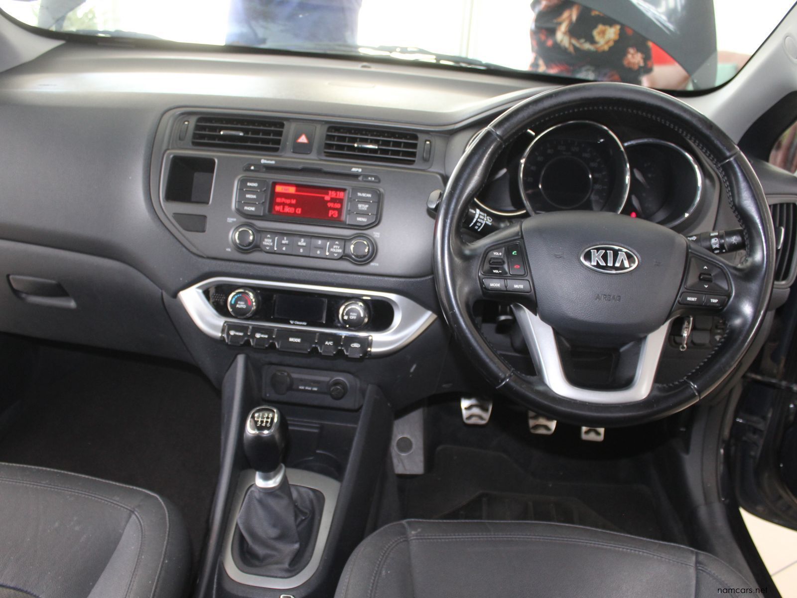 2015 Kia Rio 1.4i Tec photo