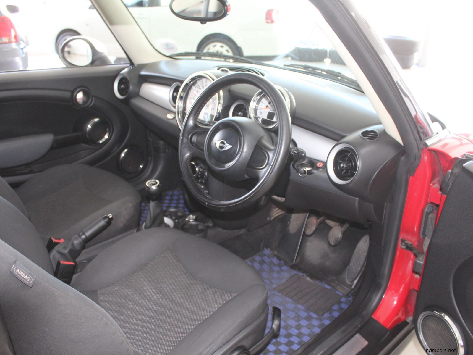 2011 Mini Cooper 1.6i photo
