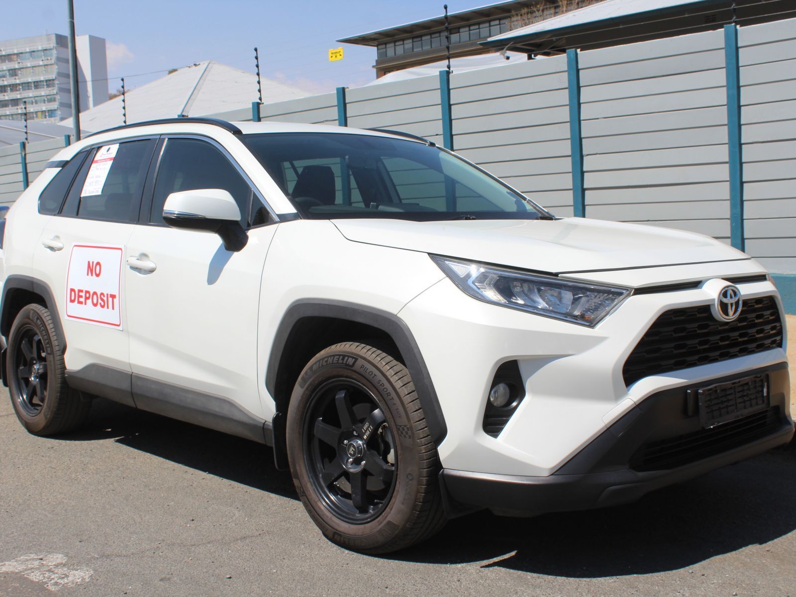 Toyota Rav4 2.0 Gx Auto CVT in Namibia