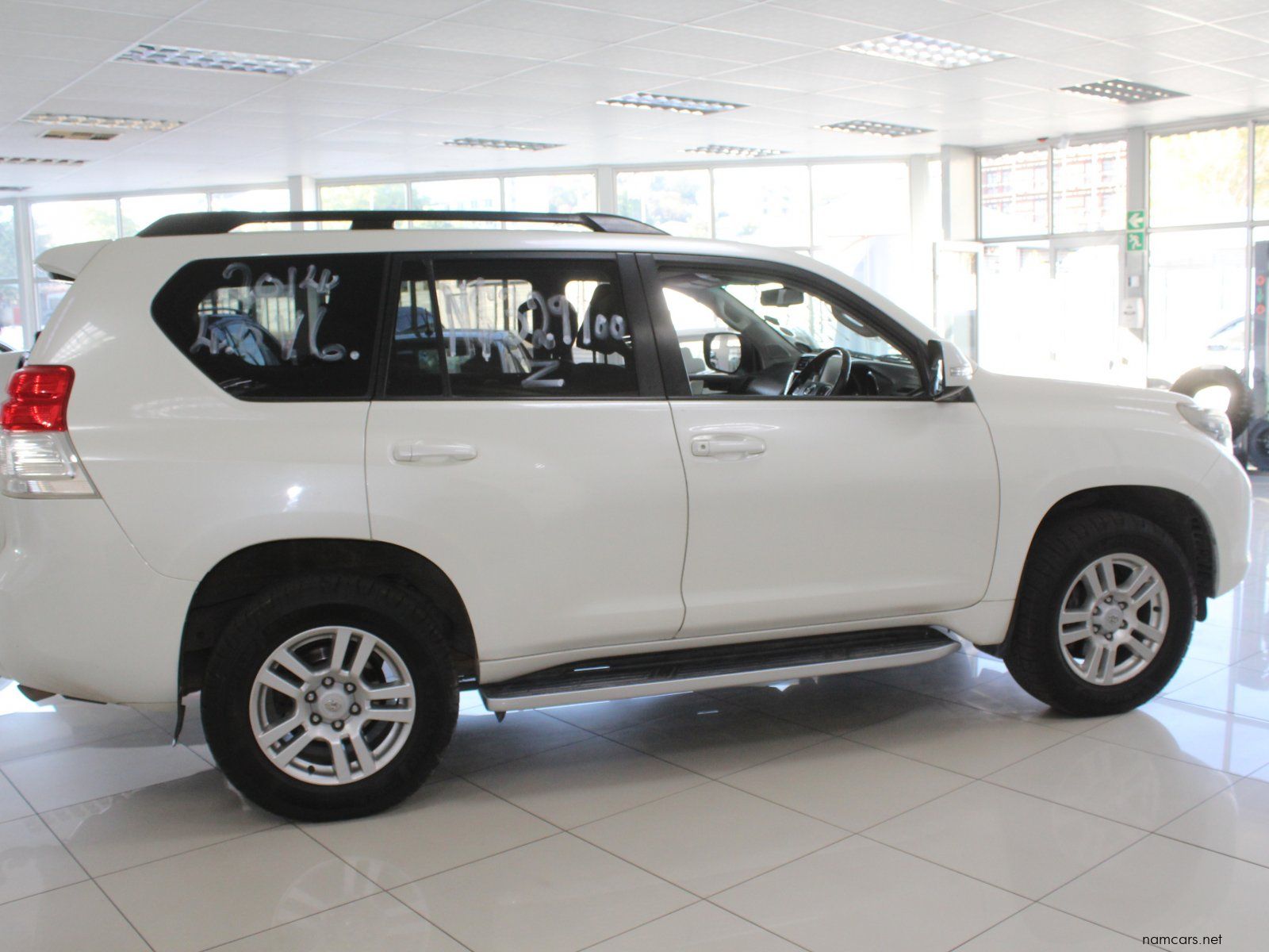 2011 Toyota Prado VX 4.0 photo