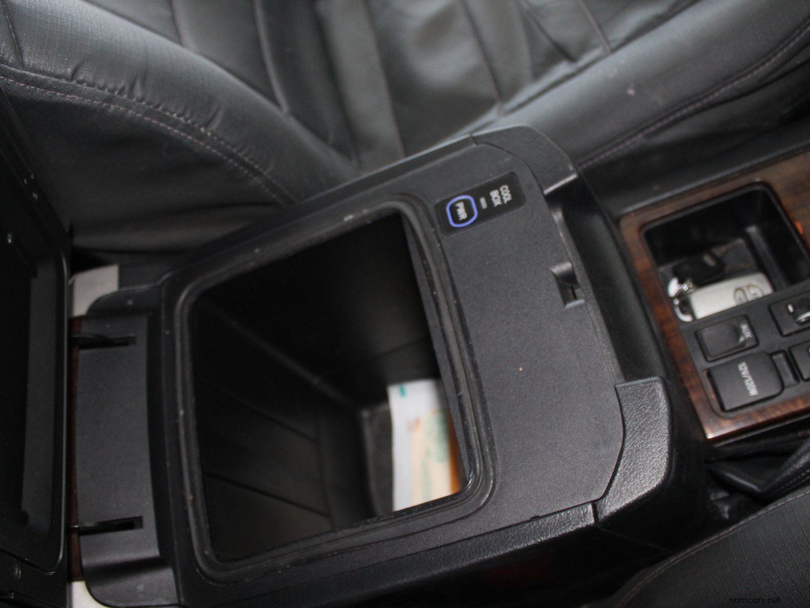 2011 Toyota Prado VX 4.0 photo