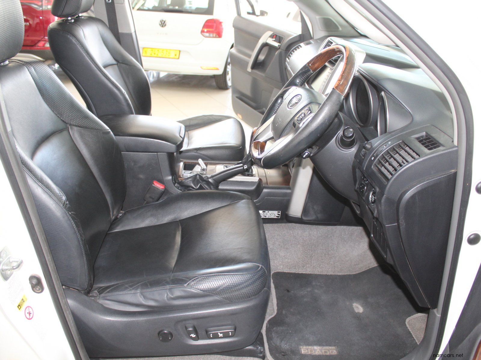 2011 Toyota Prado VX 4.0 photo