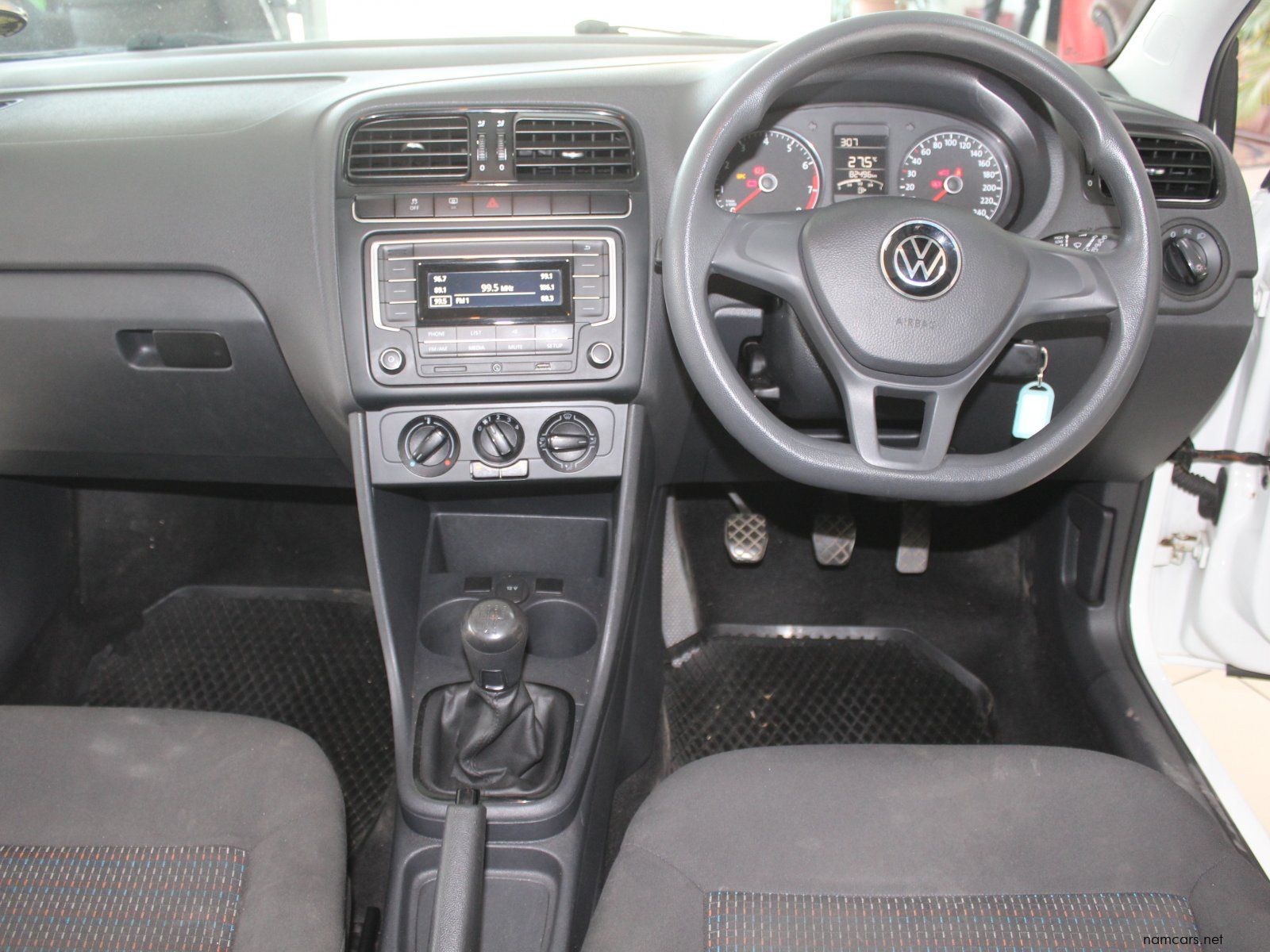 2022 Volkswagen VW Polo Vivo photo