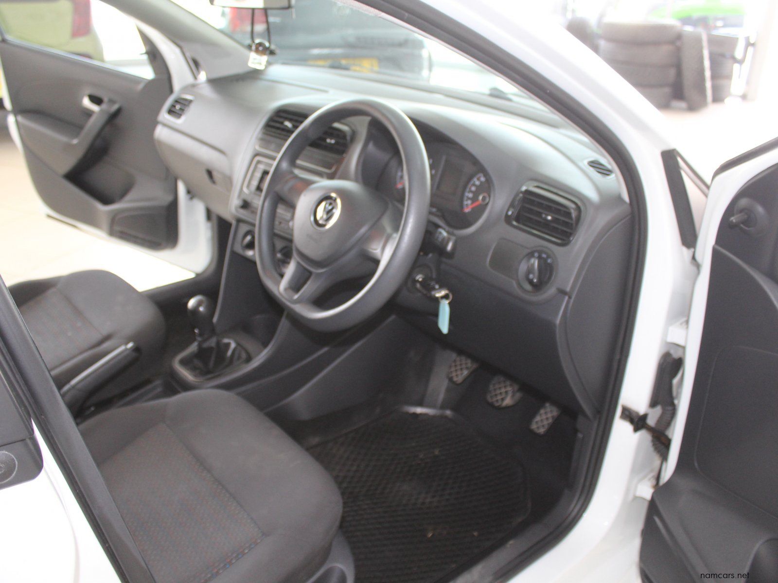 2022 Volkswagen VW Polo Vivo photo