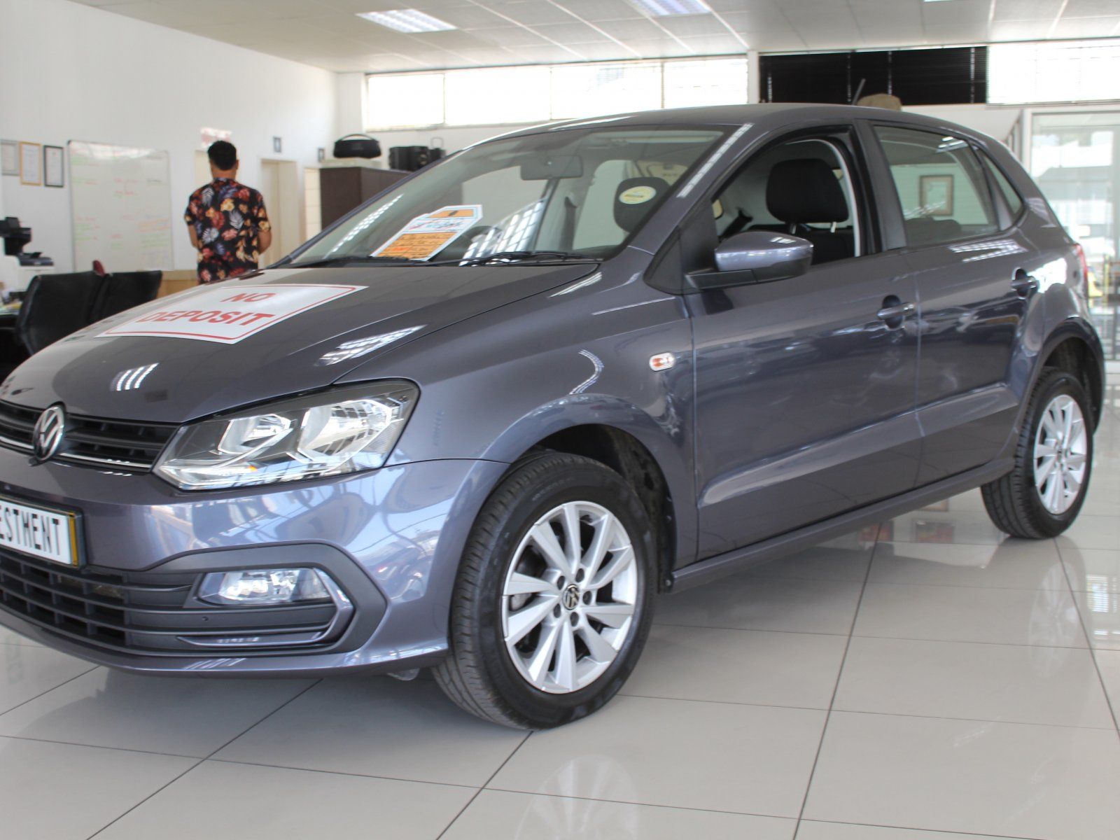 2025 Volkswagen Polo Vivo 1.6i  Auto photo