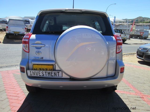 2010 Toyota Rav photo