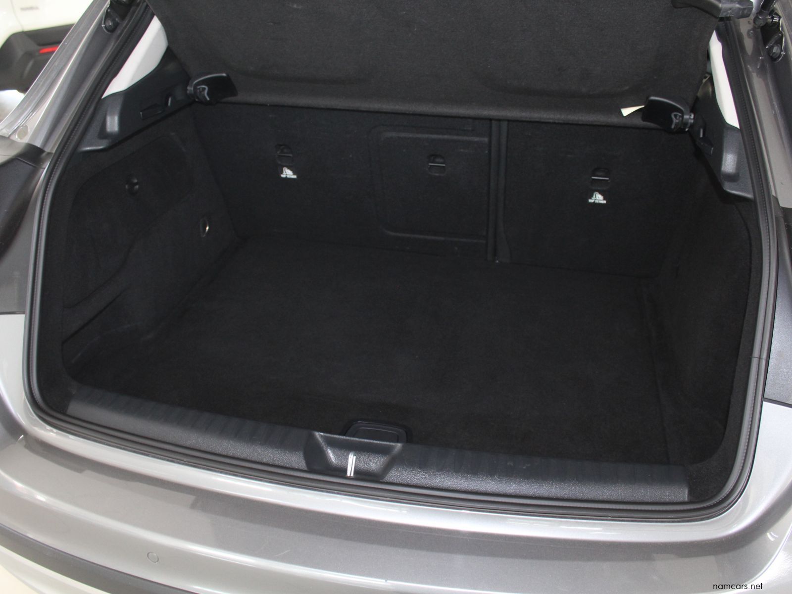 2017 Mercedes-Benz GLA 200d photo