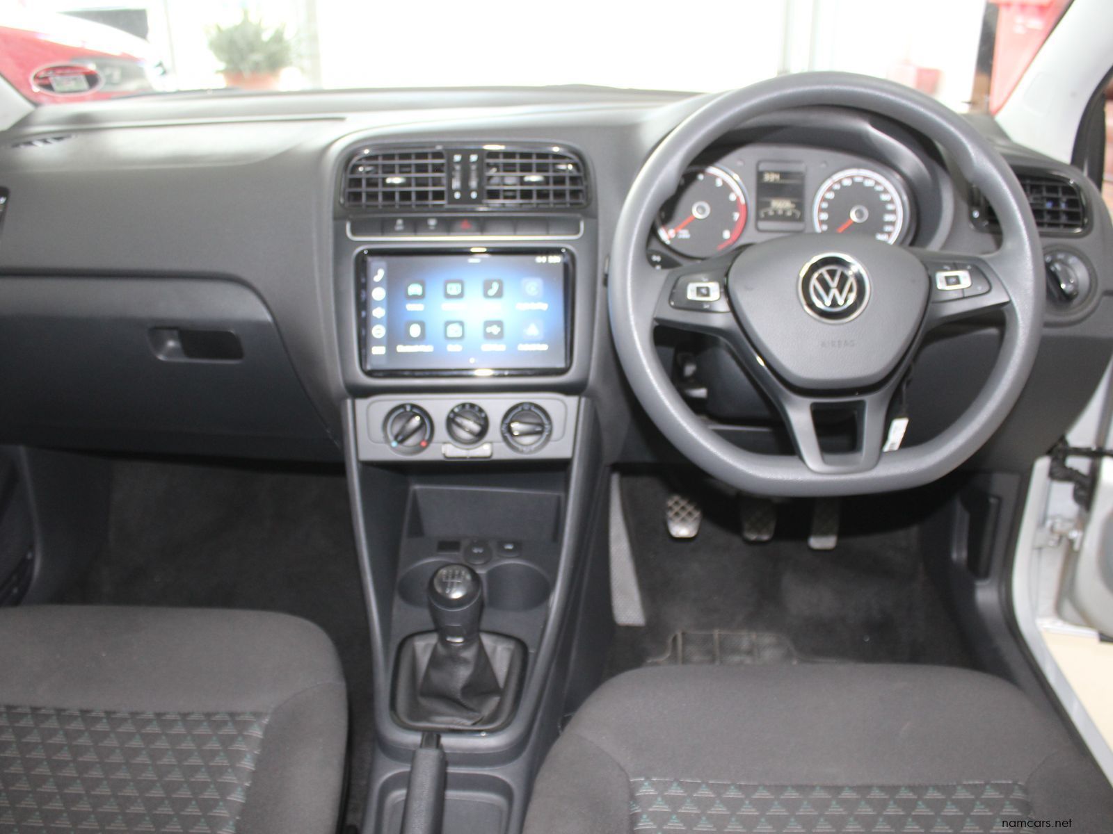 2025 Volkswagen Polo Vivo 1.4i Hatch photo