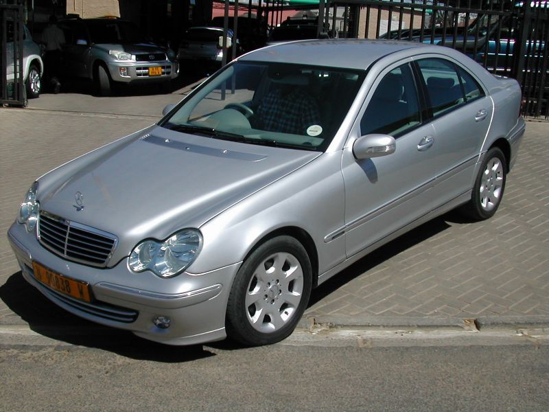 2005 Mercedes-Benz C200-Kompressor for sale | 29 000 Km | Manual ...