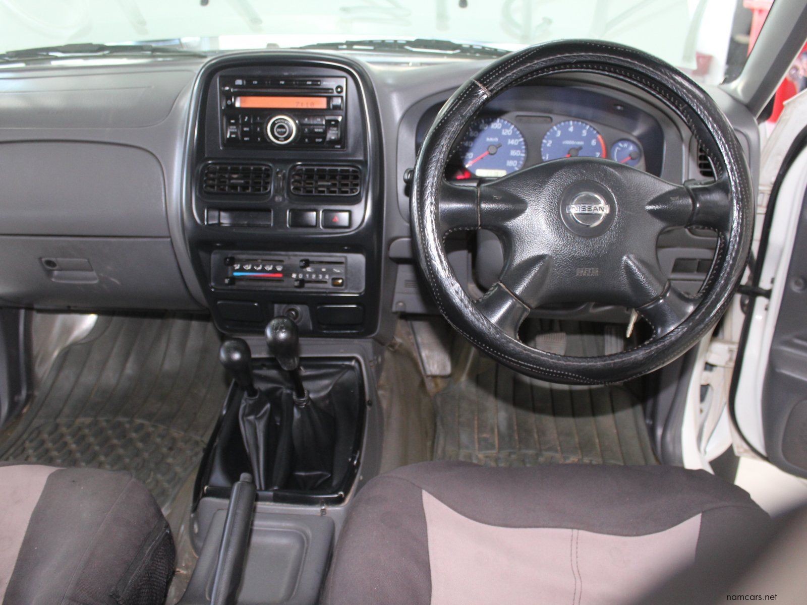 2012 Nissan Nissan Np300 2.4i photo