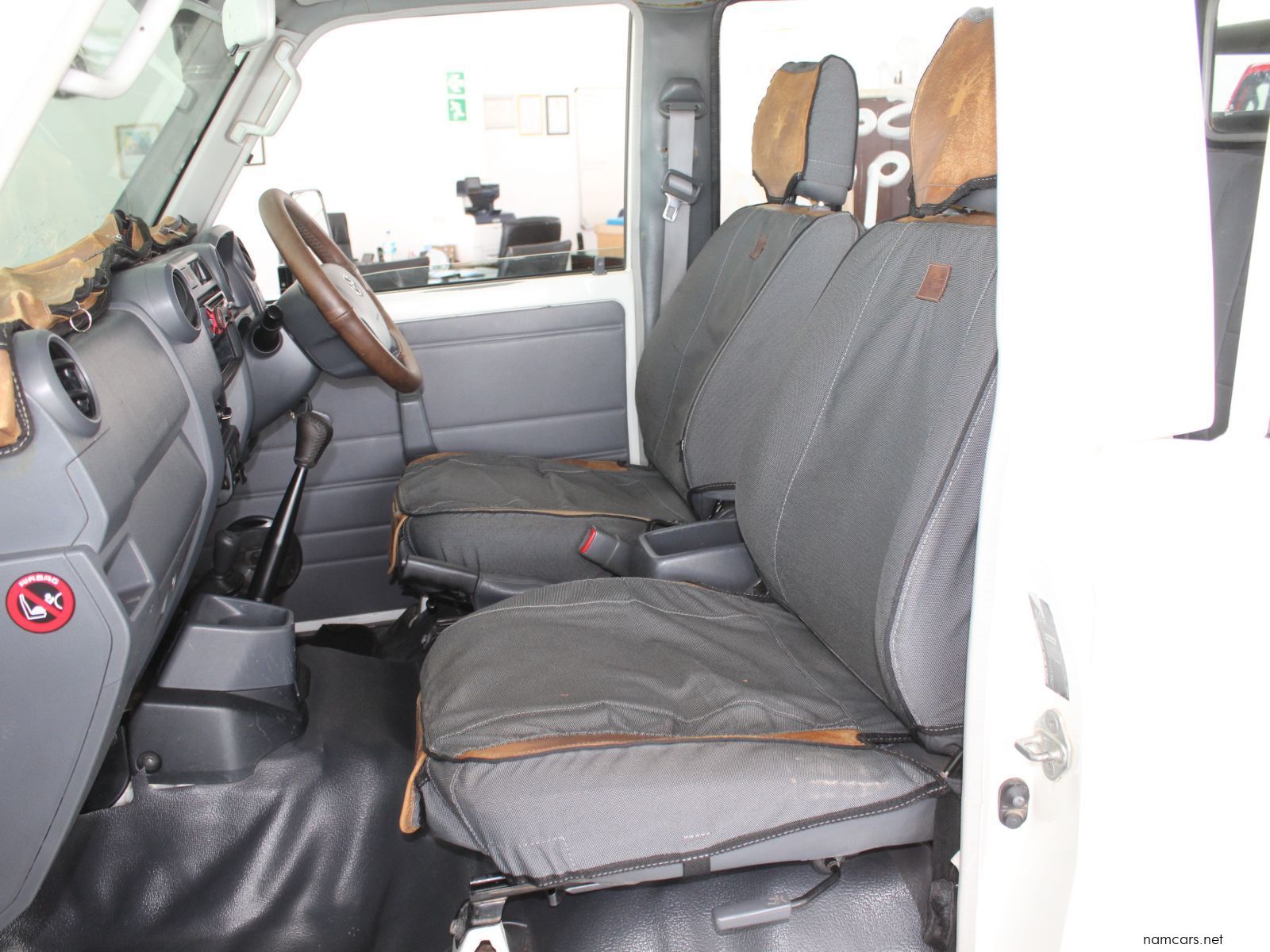 2011 Toyota Land cruiser DC Meano Conversion photo