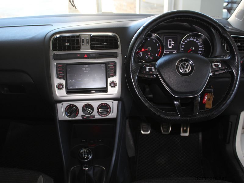 2017 Volkswagen Cross Polo 1.2TSI photo