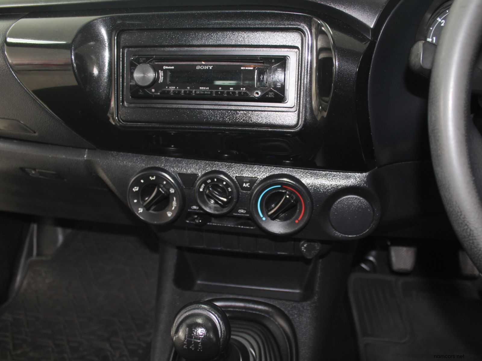 2020 Toyota Hilux 2.4GD S A/C S cab 4x2 photo