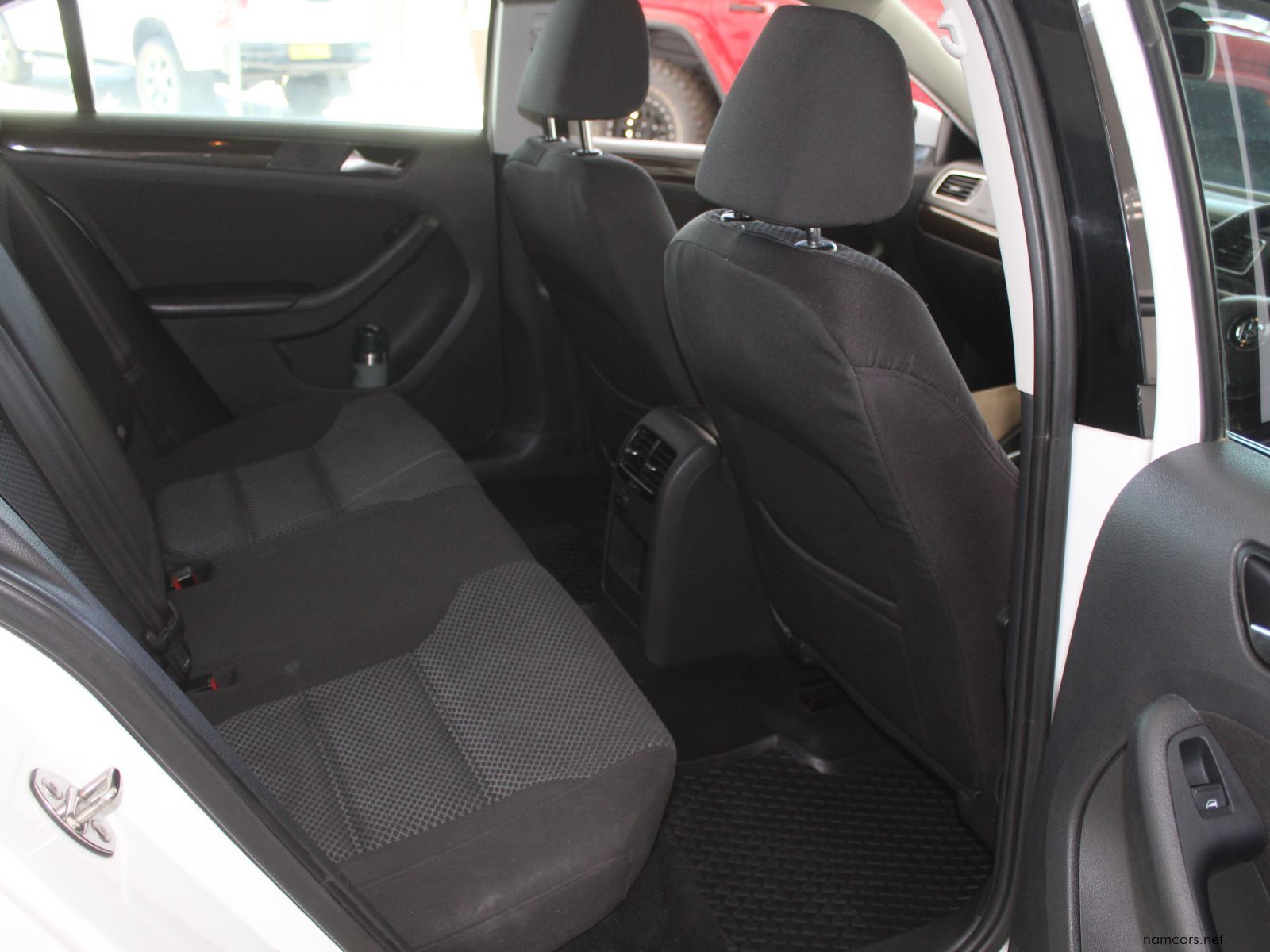 2016 Volkswagen Jetta photo