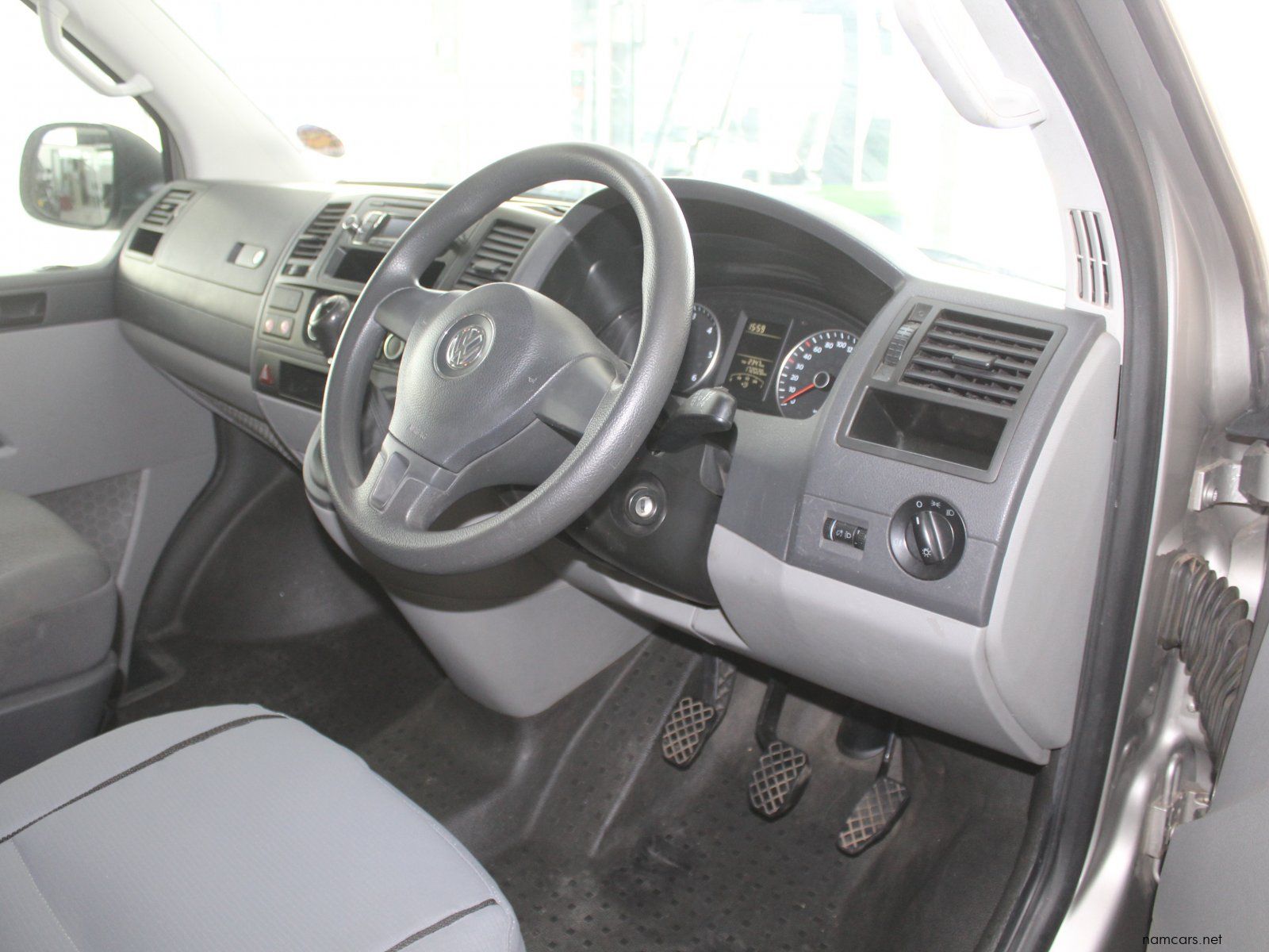2014 Volkswagen Kombi 2.0 TDI photo