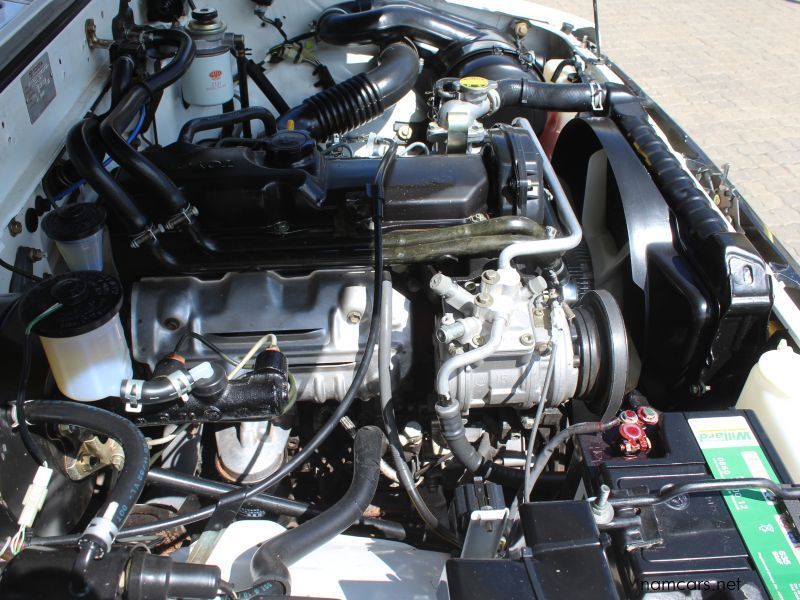 1997 Toyota Hilux 2.4 Diesel 2x4 SWB photo