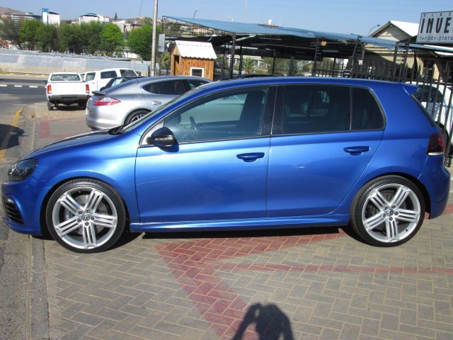 2011 Volkswagen Golf 6 R photo