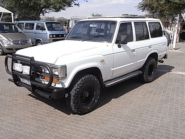 1988 Toyota TOYOTA LAND CRUISER 3F photo