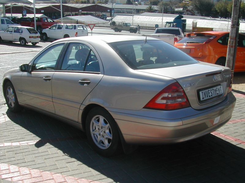Компрессор мерседес w203. Мерседес 203 седан. Мерседес с200 2000 года. Мерседес бенц с180 2003. Мерседес бенц с 180 компрессор.