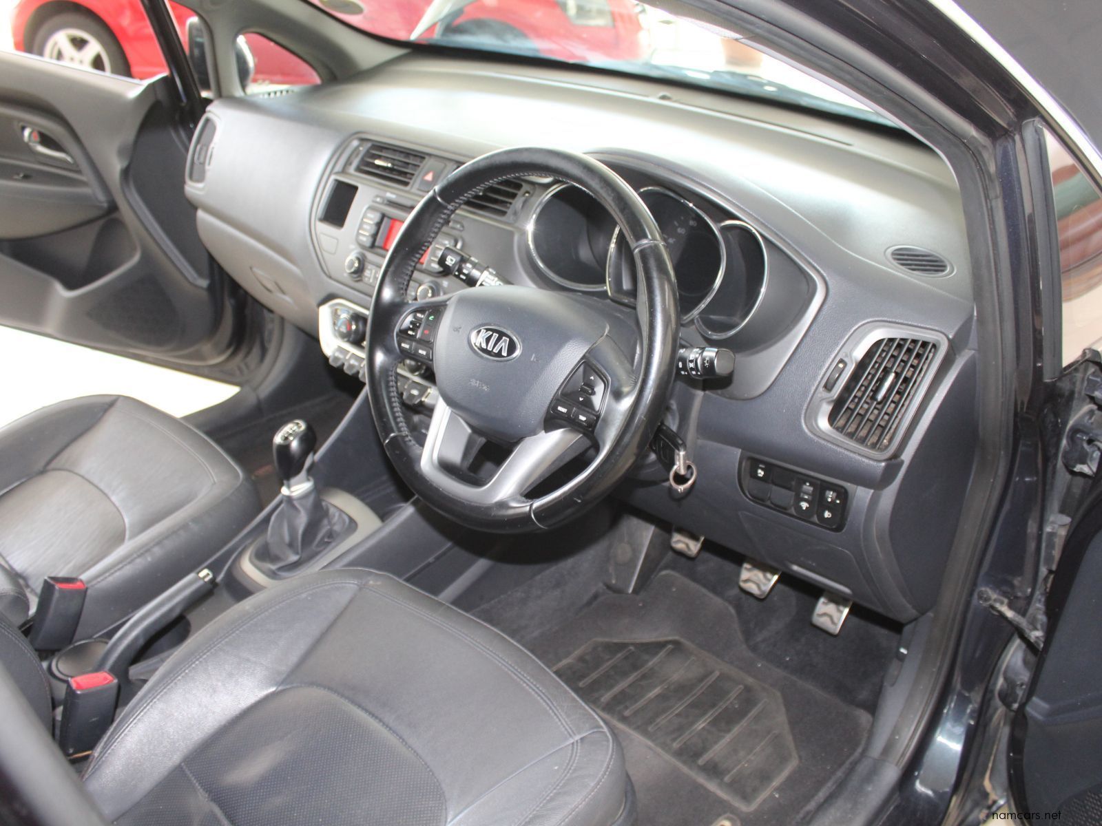 2015 Kia Rio 1.4i Tec photo