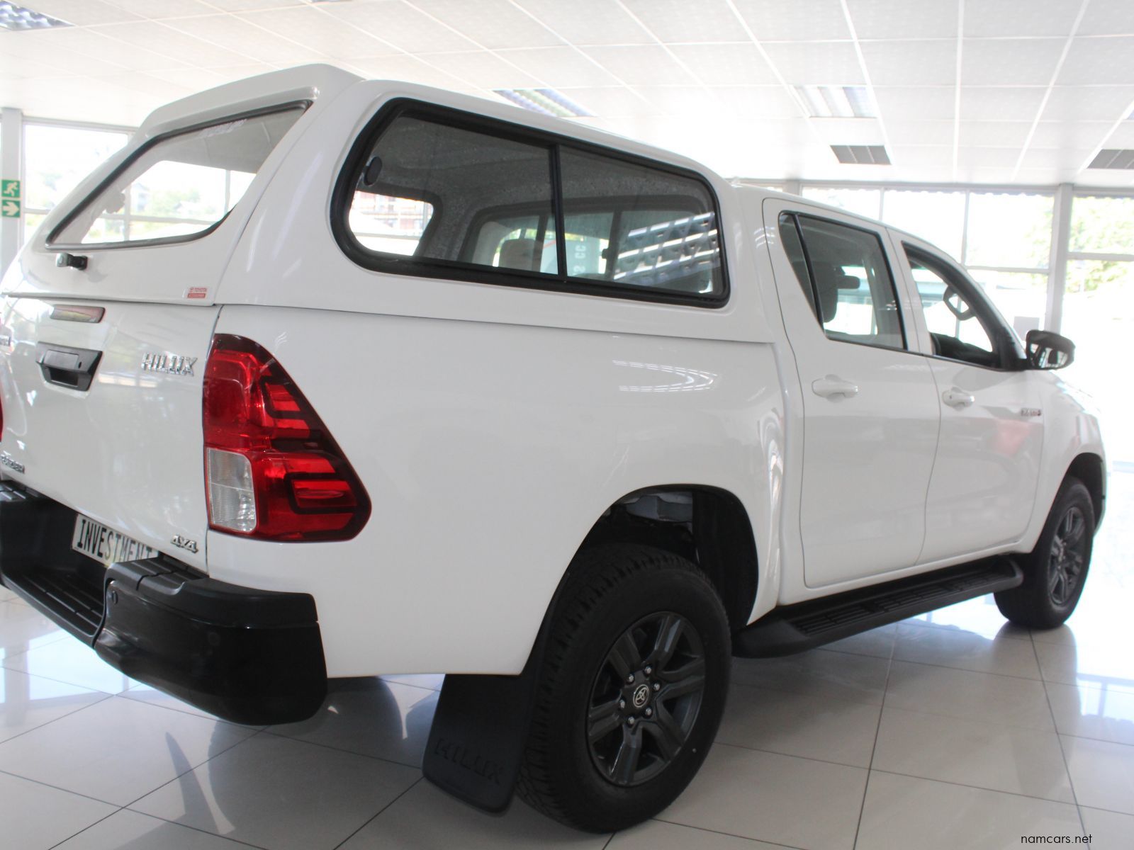 0 Toyota Hilux 2.4GD6 photo