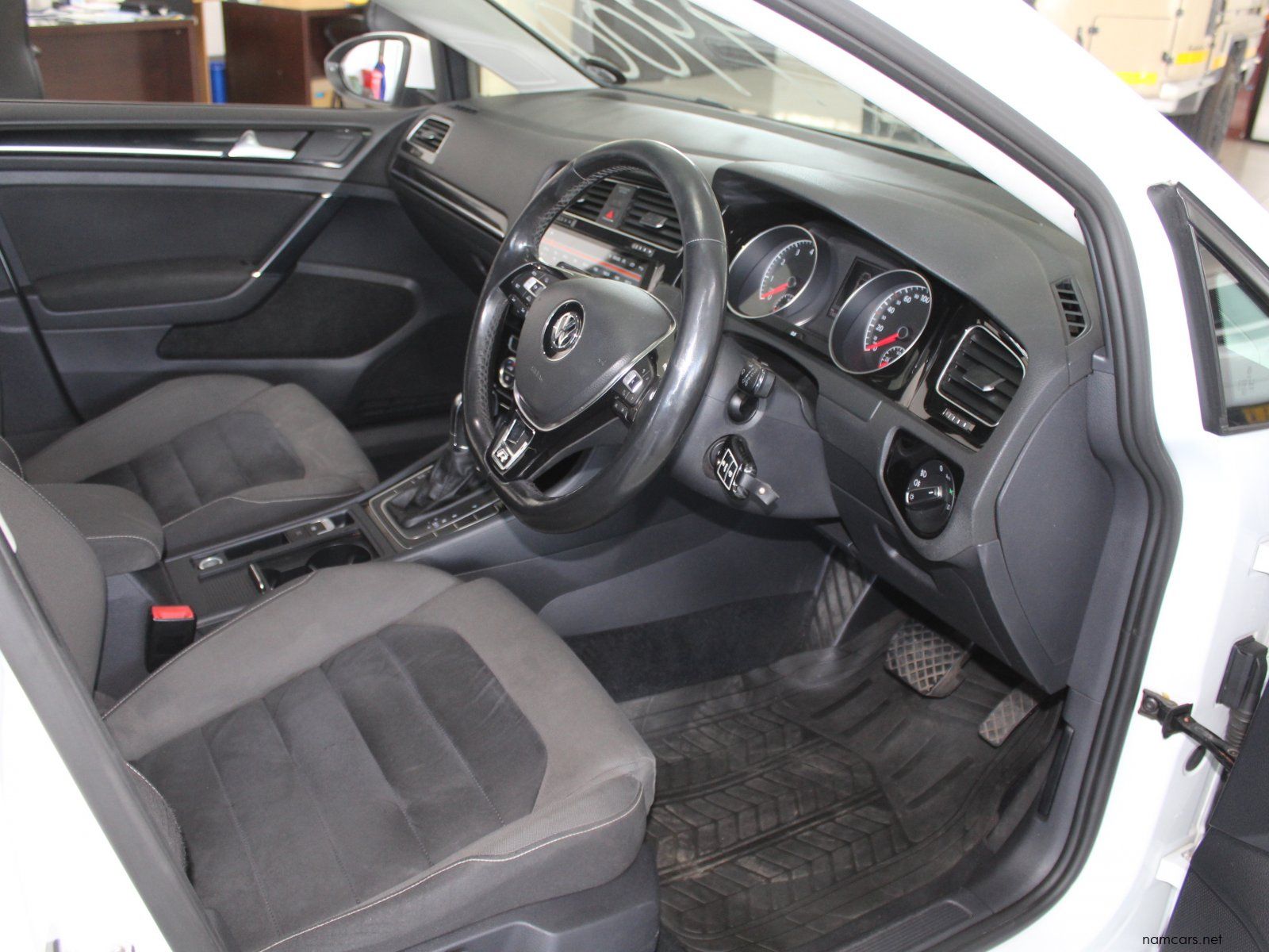 2013 Volkswagen Golf 7 TSI photo