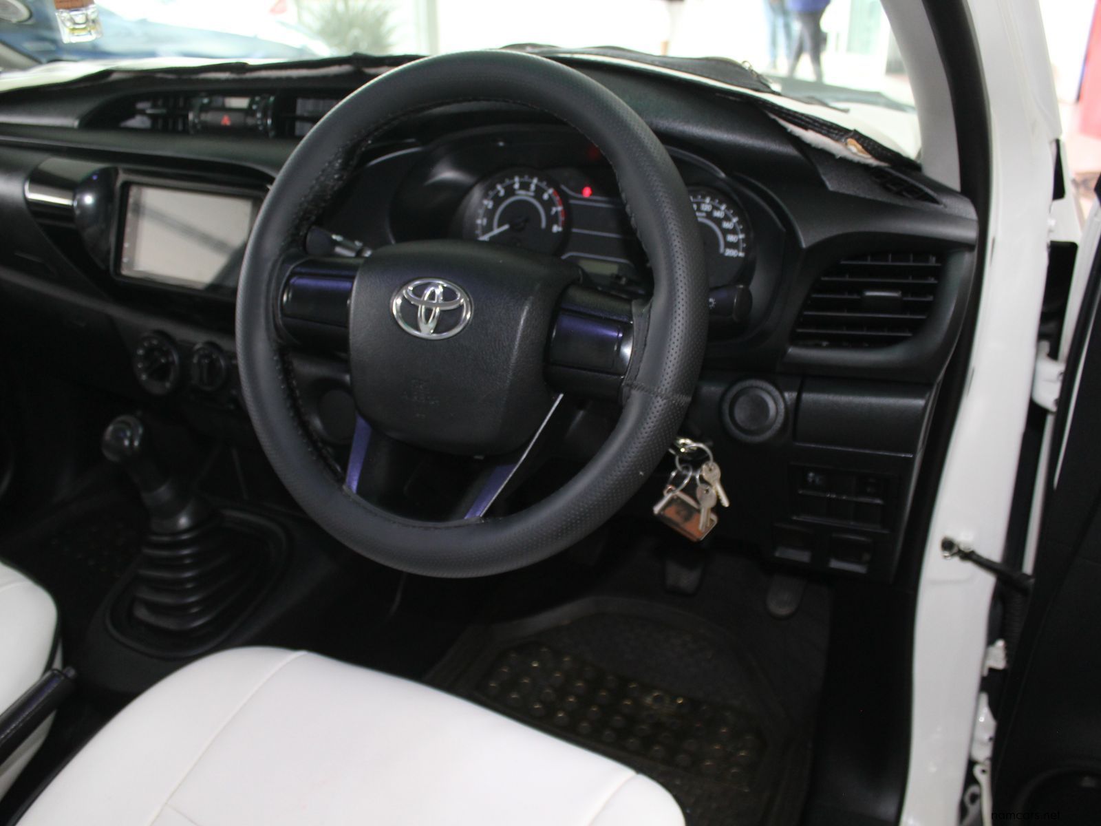 2019 Toyota Hilux 2.0 VVTI photo