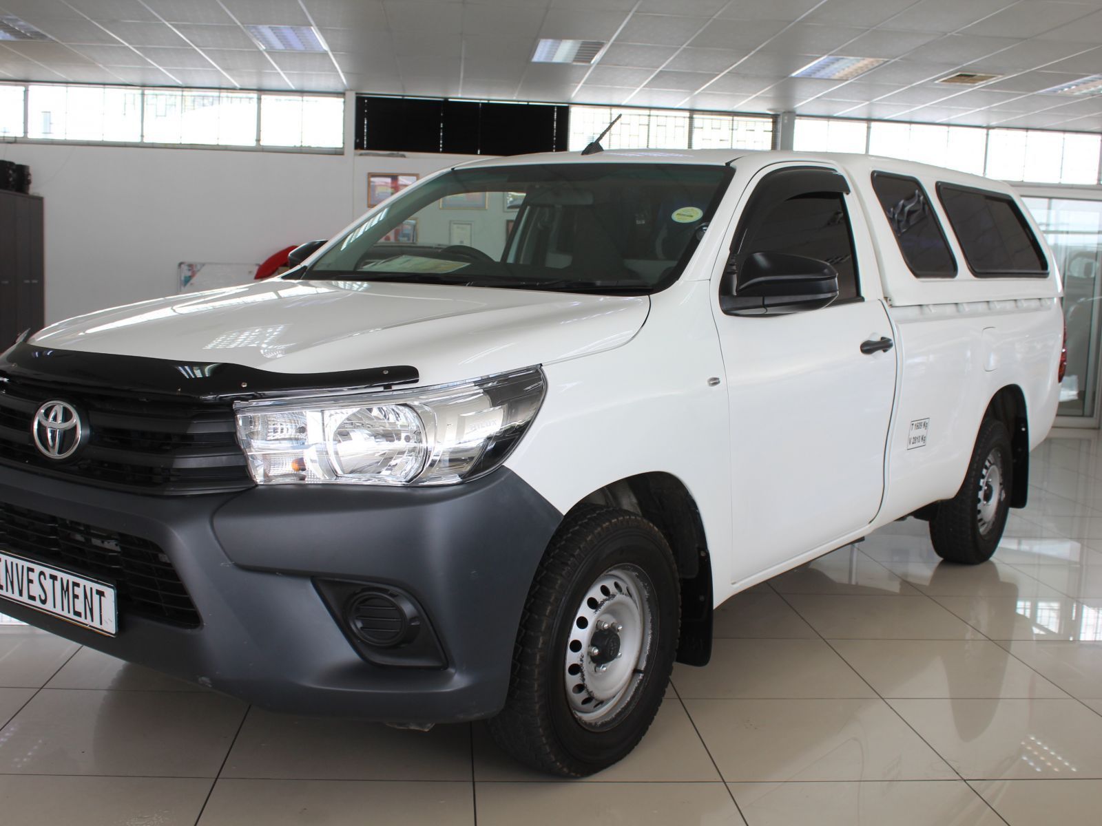 2020 Toyota Hilux GD 2.4 Diesel  S cab 4x2 photo