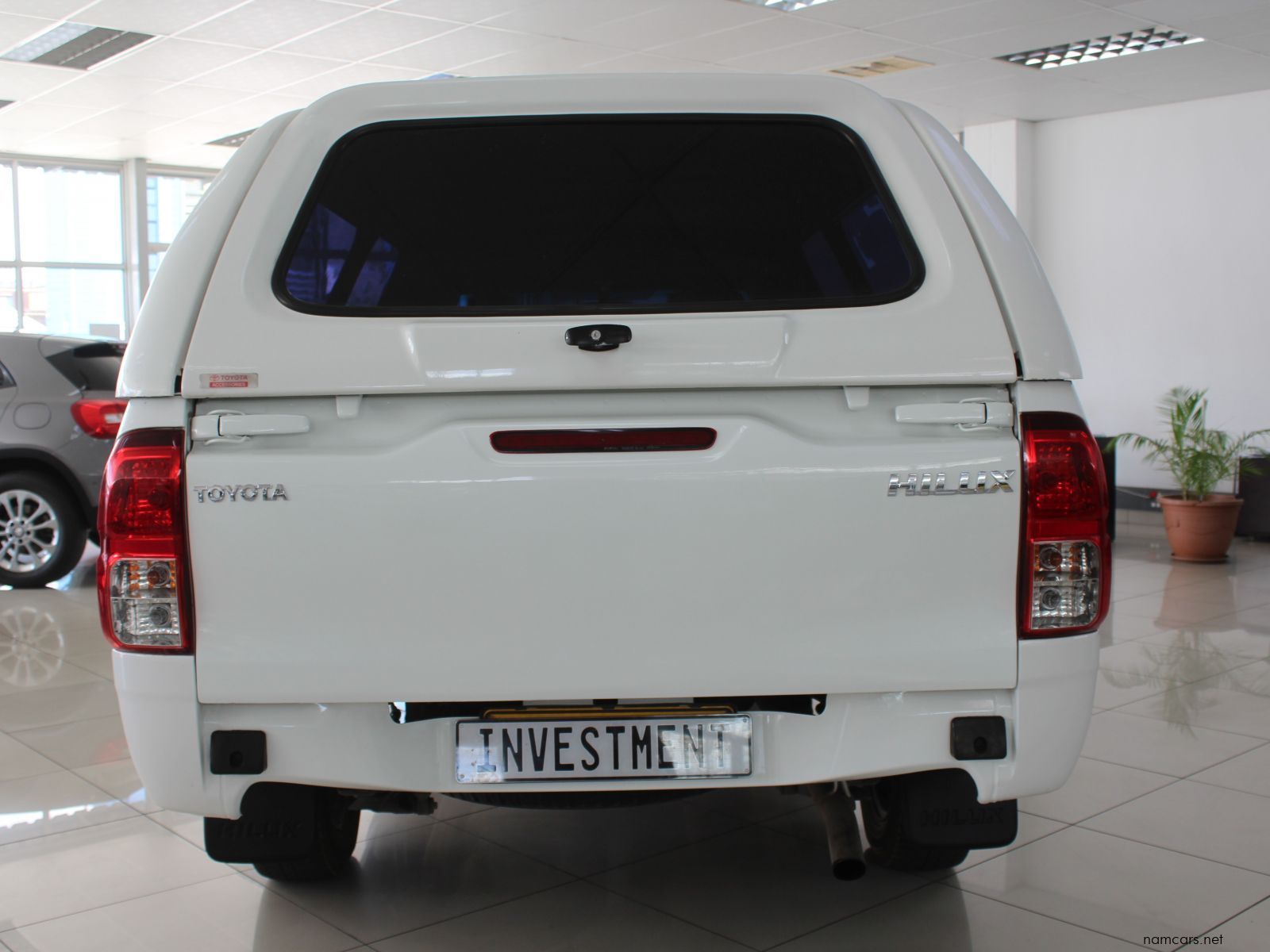 2020 Toyota Hilux GD 2.4 Diesel  S cab 4x2 photo