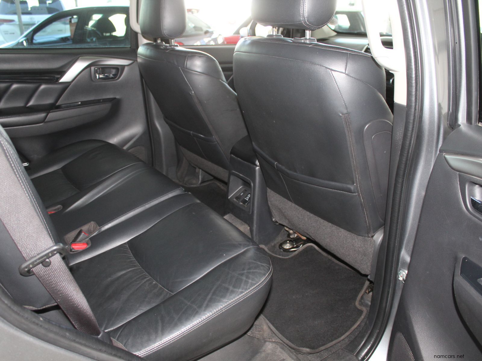 2020 Mitsubishi Pajero Sport photo