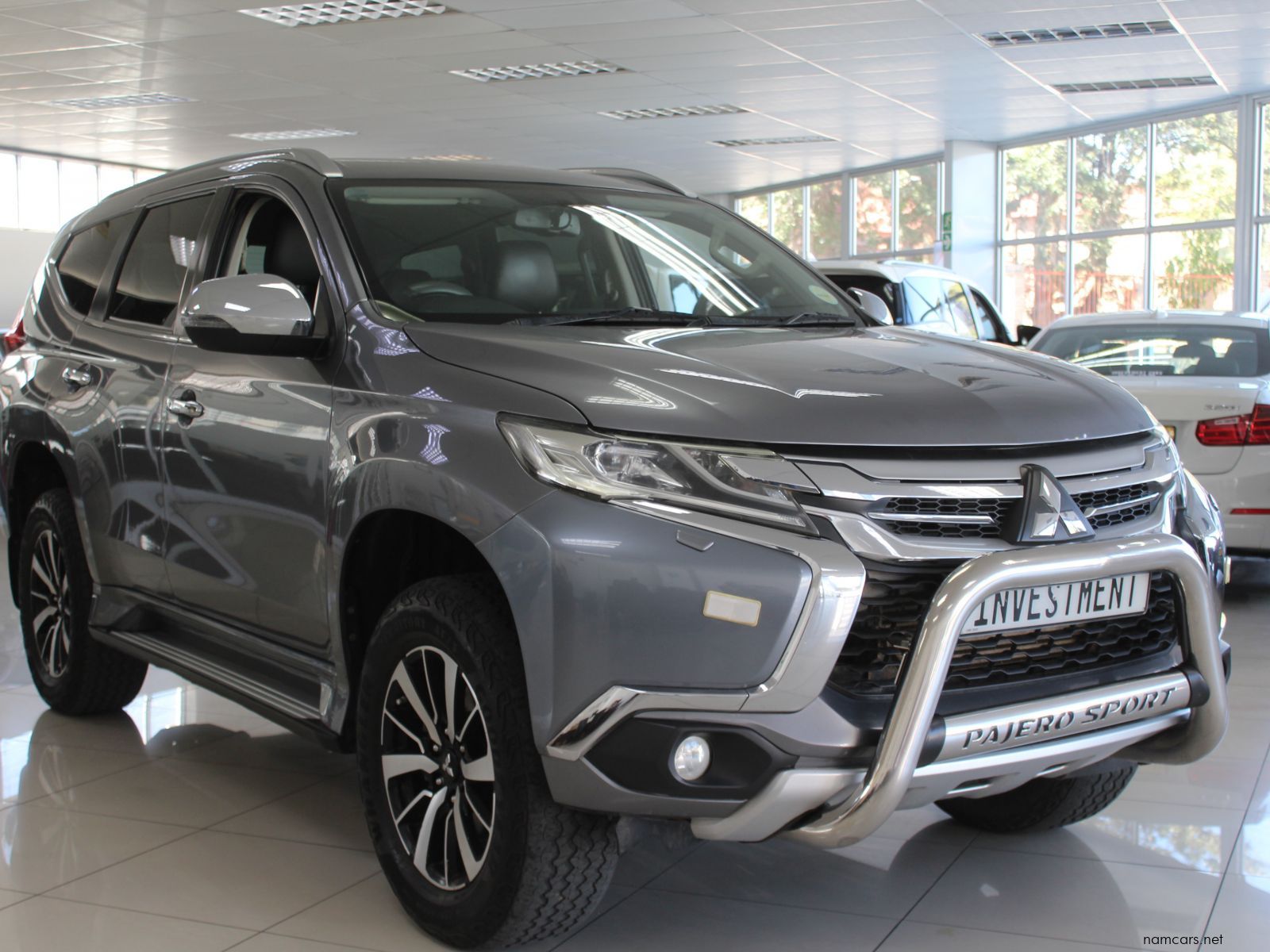 2020 Mitsubishi Pajero Sport photo