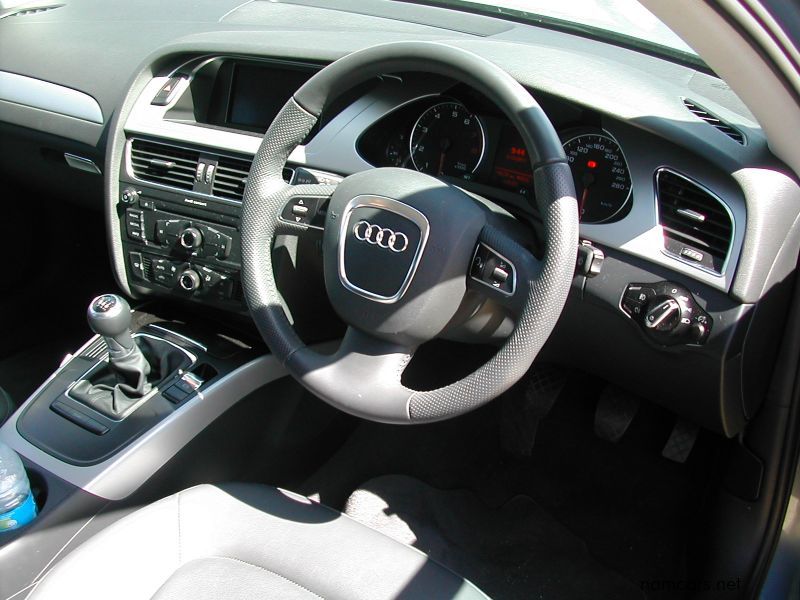 2011 Audi A4 1.8 T photo