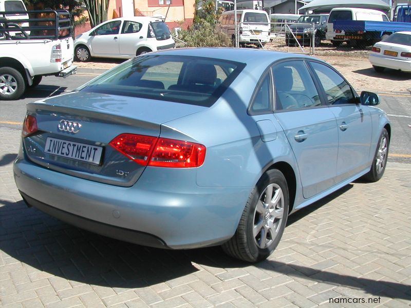 2011 Audi A4 1.8 T photo
