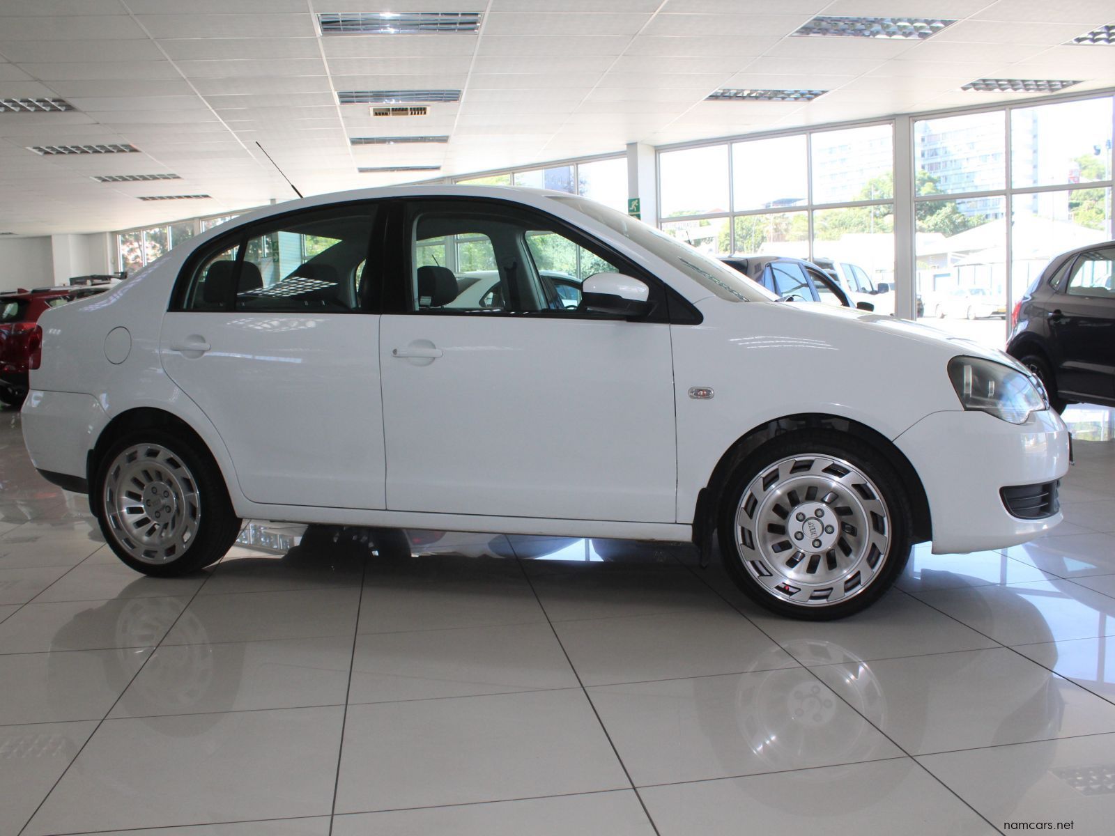 2016 Volkswagen VW Polo Sedan 1.4i photo
