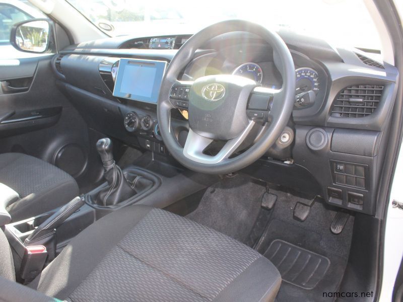 2019 Toyota HILUX 2.4 GD6 SRX 4X2 CLUBCAB photo