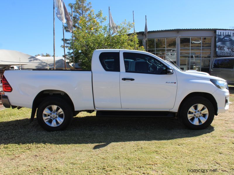 2019 Toyota HILUX 2.4 GD6 SRX 4X2 CLUBCAB photo