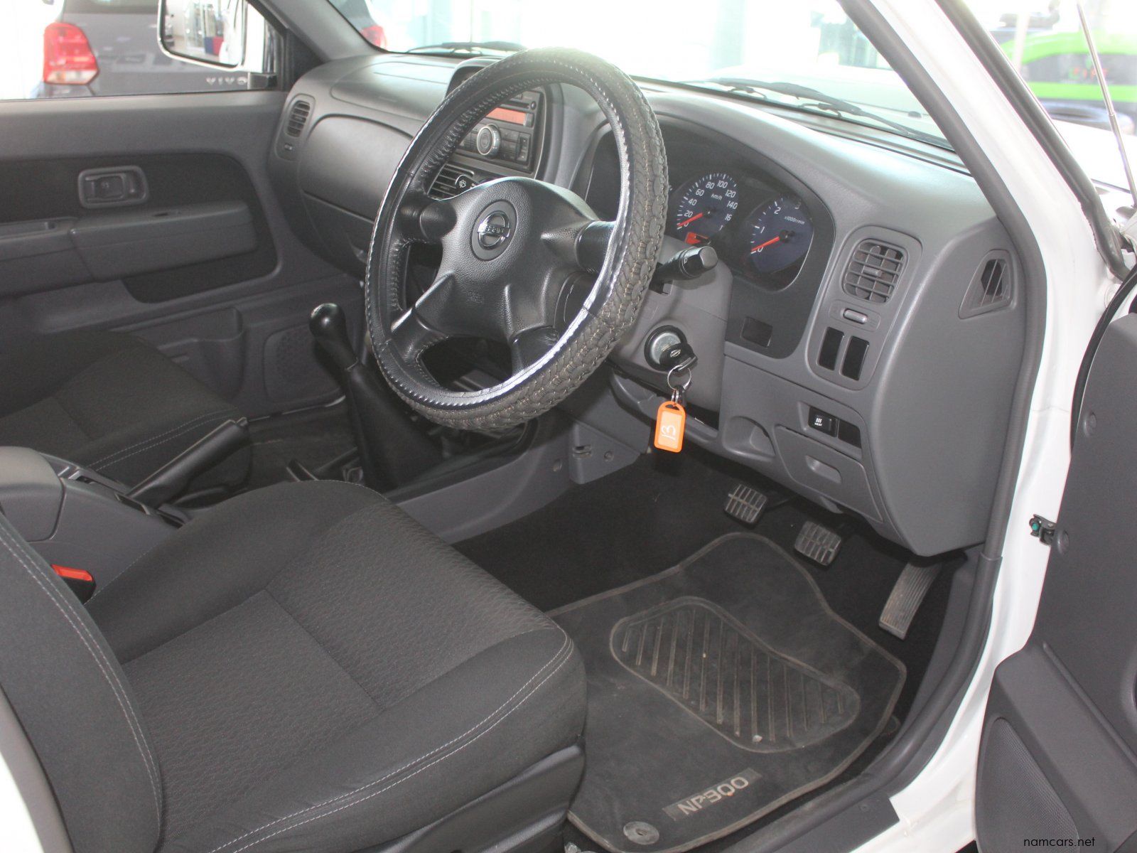 2020 Nissan Nissan Np300 photo
