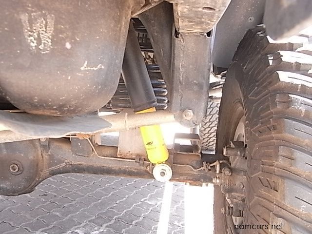 2013 Nissan Patrol-Np300 V8 photo