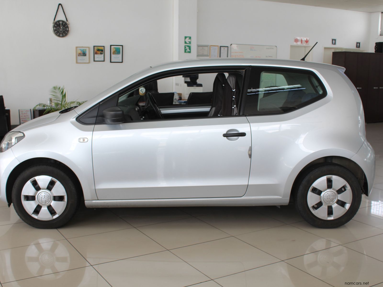 2015 Volkswagen Up photo