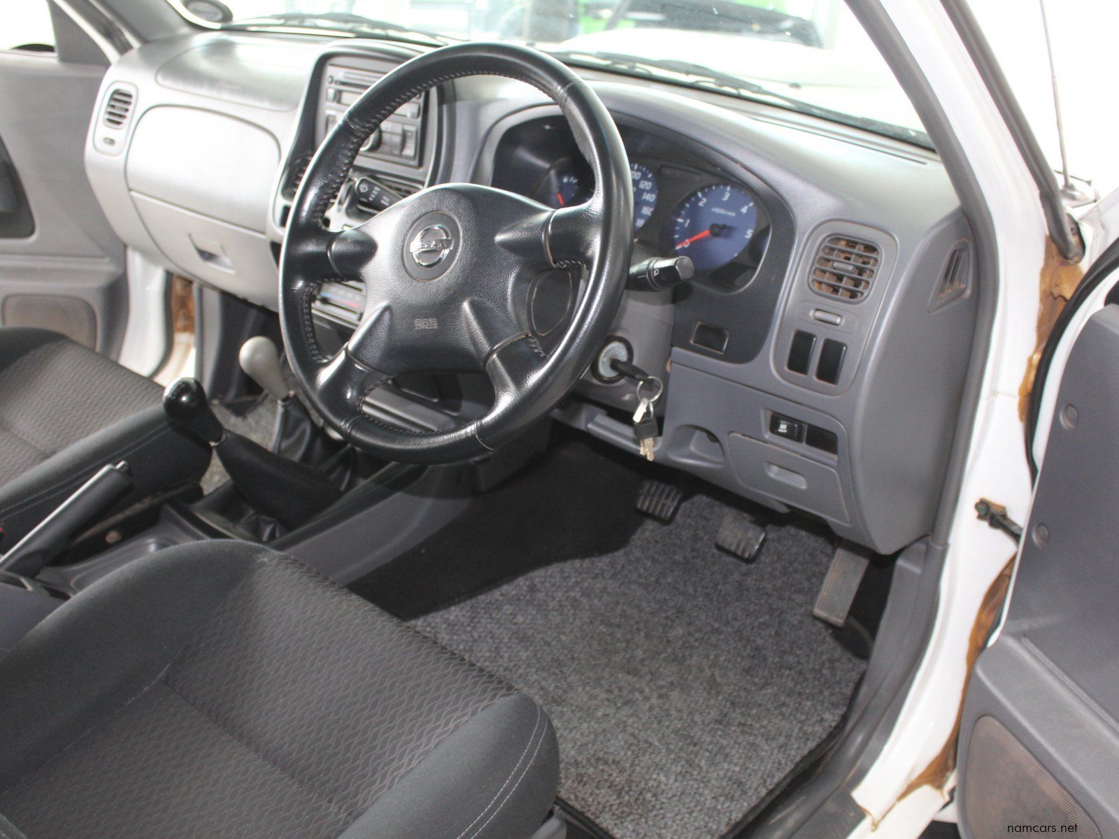 2021 Nissan NP300 2.5 TDI DC photo