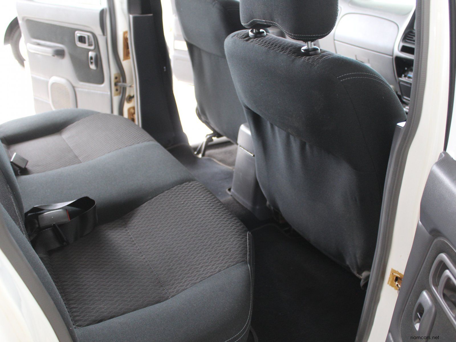 2021 Nissan NP300 2.5 TDI DC photo