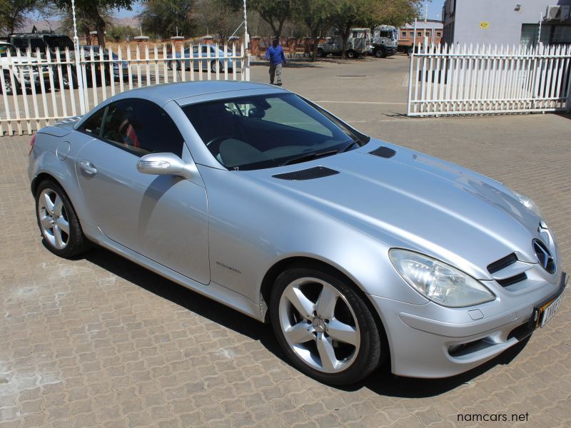 2005 Mercedes-Benz SLK 200 photo