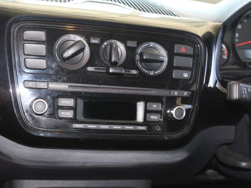 2015 Volkswagen VW UP photo