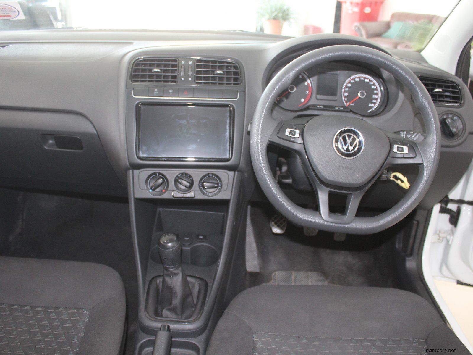2025 Volkswagen polo Vivo 1.4i photo