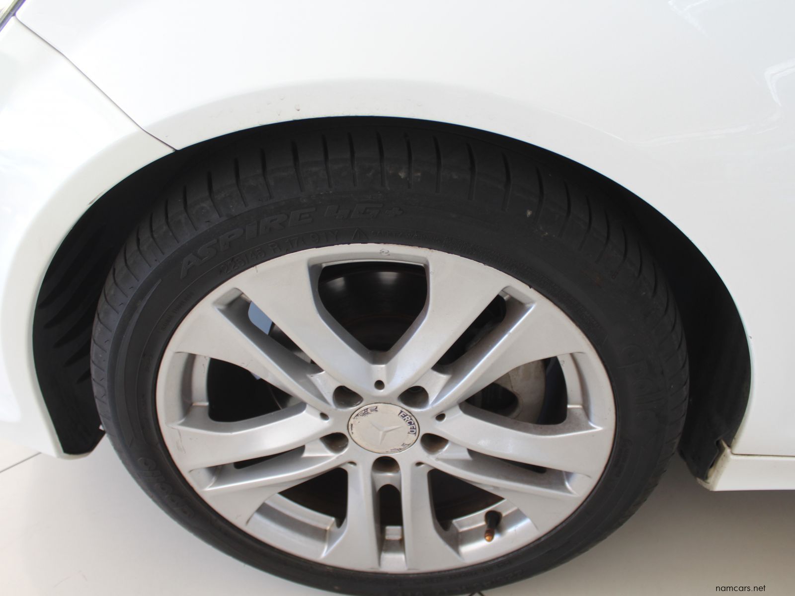 2013 Mercedes-Benz C180 Auto photo