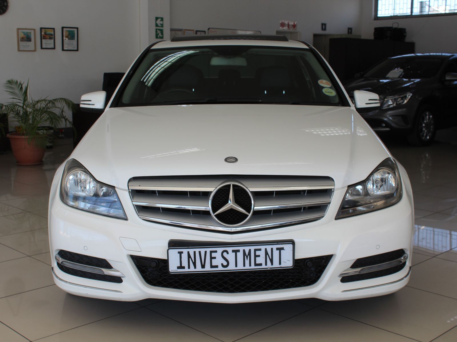 2013 Mercedes-Benz C180 Auto photo