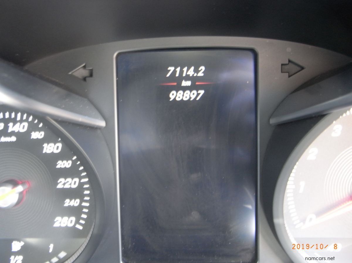 2014 Mercedes-Benz C200 pictures