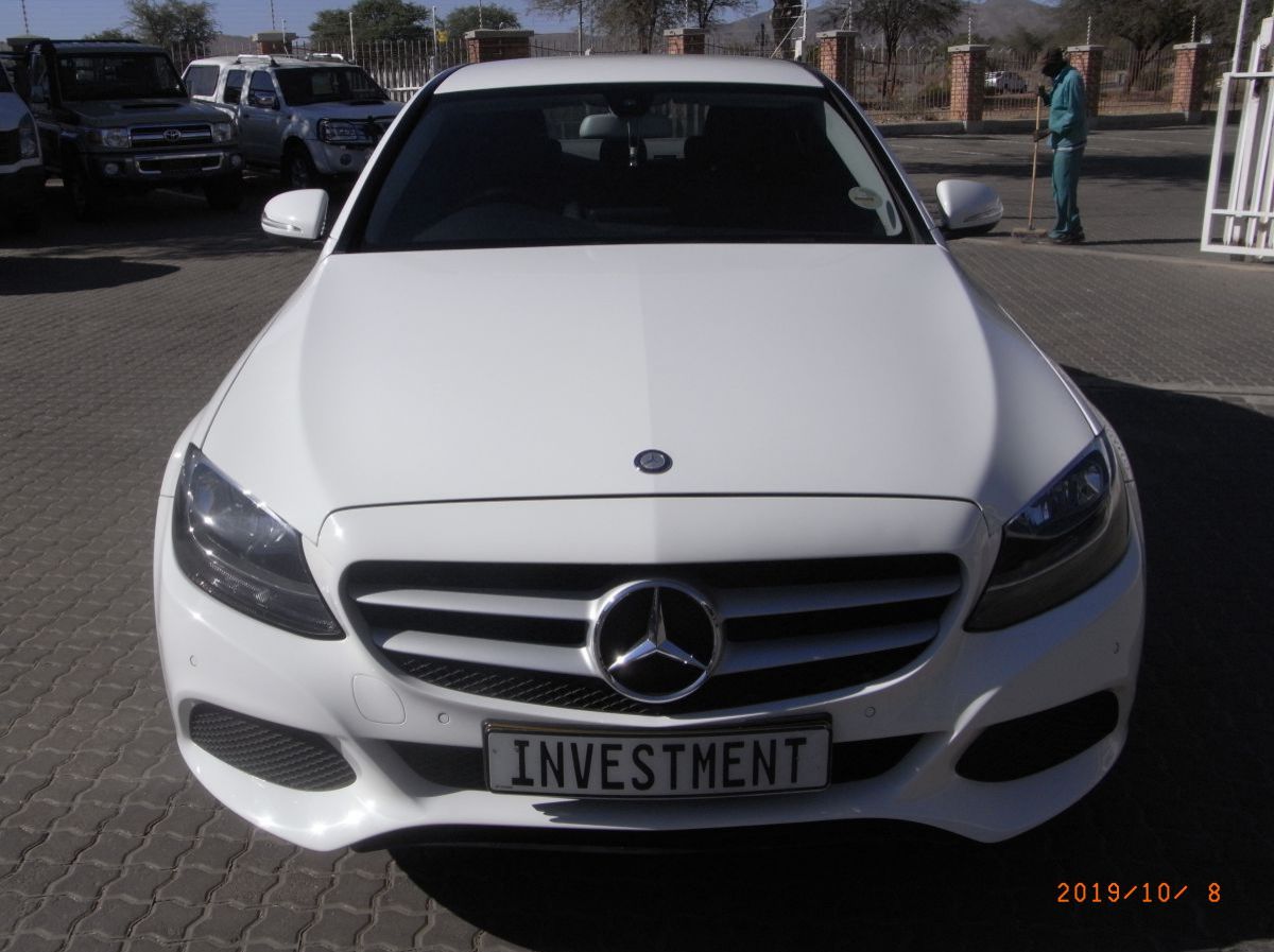 2014 Mercedes-Benz C200 pictures